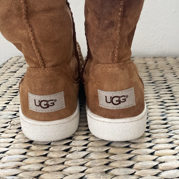 Beautiful UGGS 🧡 - Picture 6 of 6